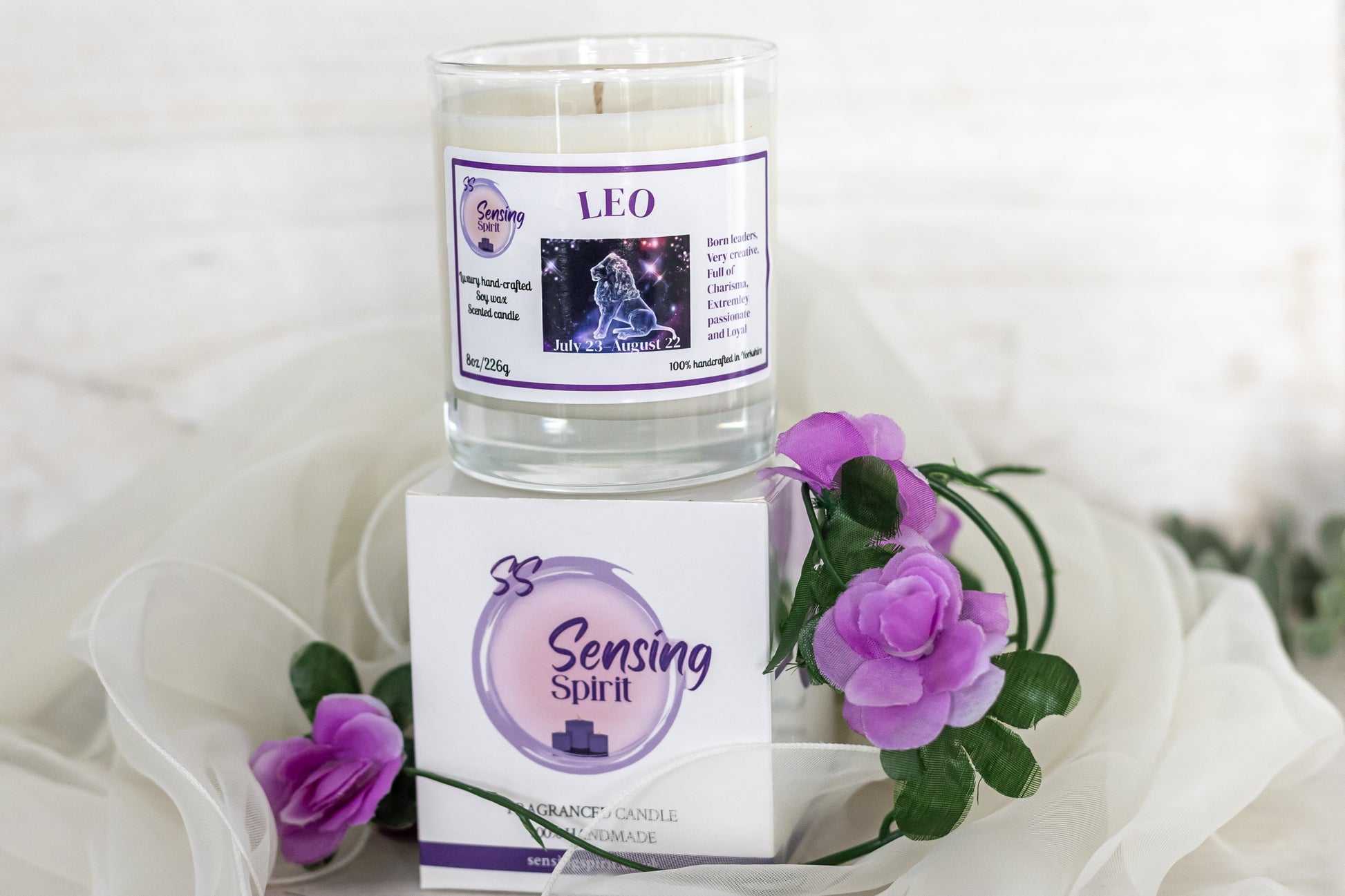 Leo scented with Angel soy wax candle with green leaves decoration and gift box